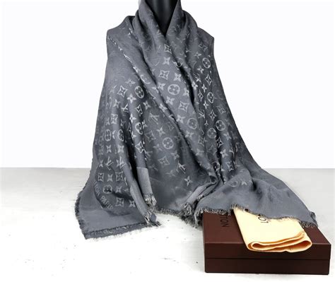 sjaal louis vuitton rood|louis vuitton neo nate shawl.